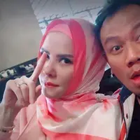 Inilah 5 potret kedekatan Vicky dan Angel Lelga, Jadian?.