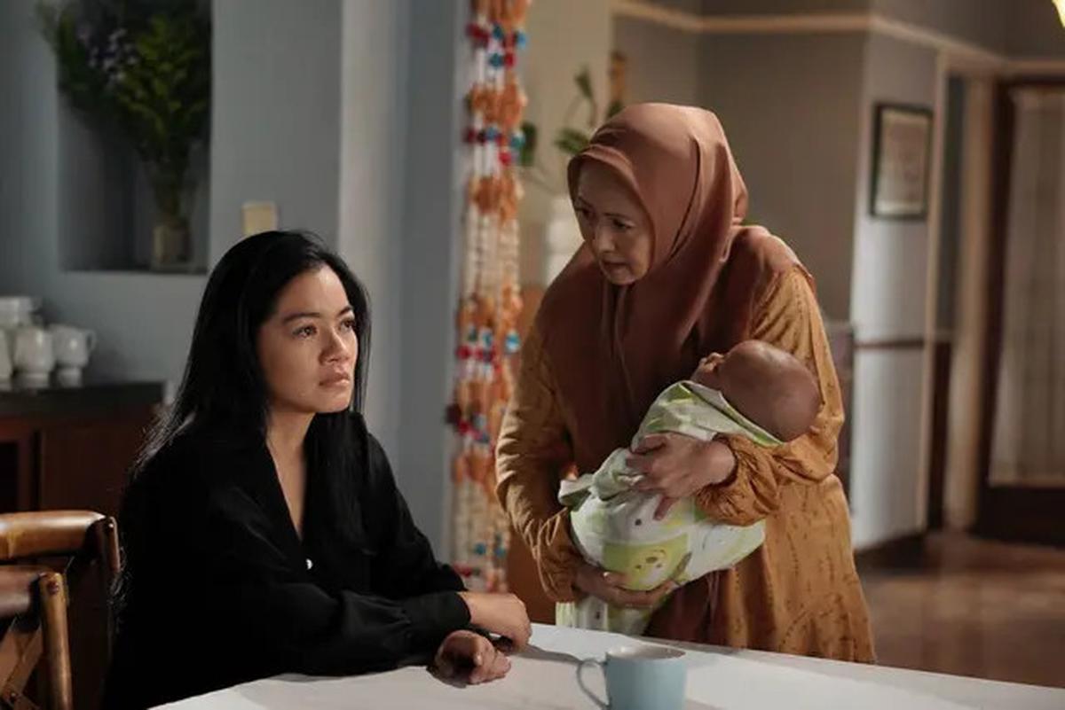 6 Potret Titi Kamal Sebagai Zalina dalam Film Tabayyun, Menguras Emosi dan Air Mata Penonton