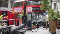 3 Pelajar Dilarikan ke RS Usai Terjatuh dari Bus Tingkat di Manchester