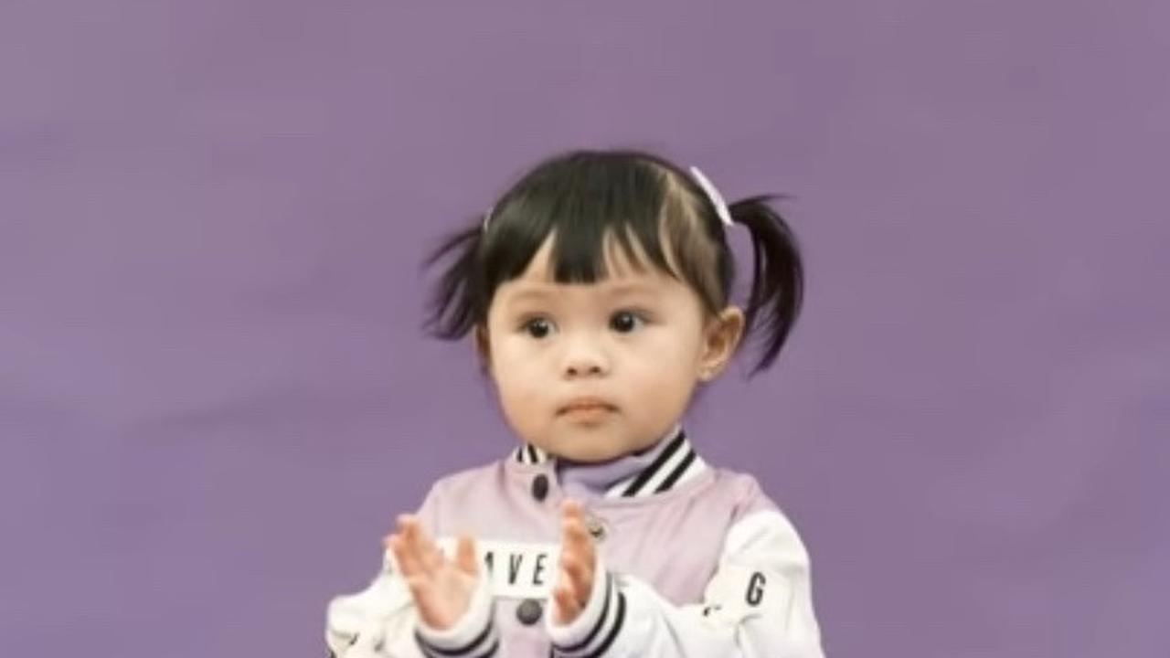 Ganti Baju Sampai 3 Kali, Intip Momen di Balik Layar Pemotretan Ameena