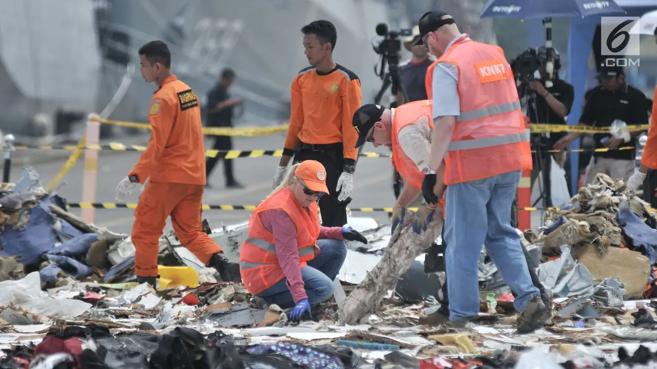 KNKT Pilah Temuan Serpihan Lion Air