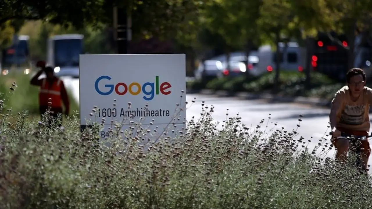 Belajar dari Google, 3 Alasan Harus Ganti Logo Bisnismu