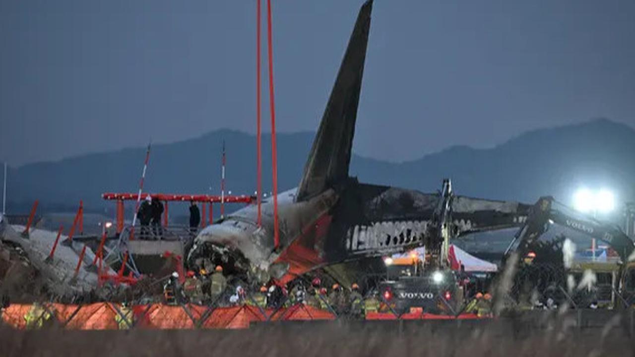 VIDEO: Fakta Lengkap Penyebab Jatuhnya Pesawat Jeju Air di Bandara Muan, 179 Penumpang Tewas