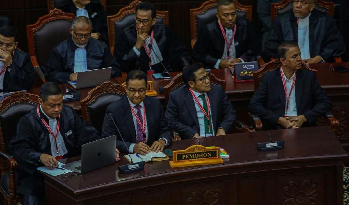Senada dengan Angga, Jubir Timnas AMIN Billy David juga membenarkan penundaan agenda yang sedianya dijadwalkan hari ini.&nbsp;