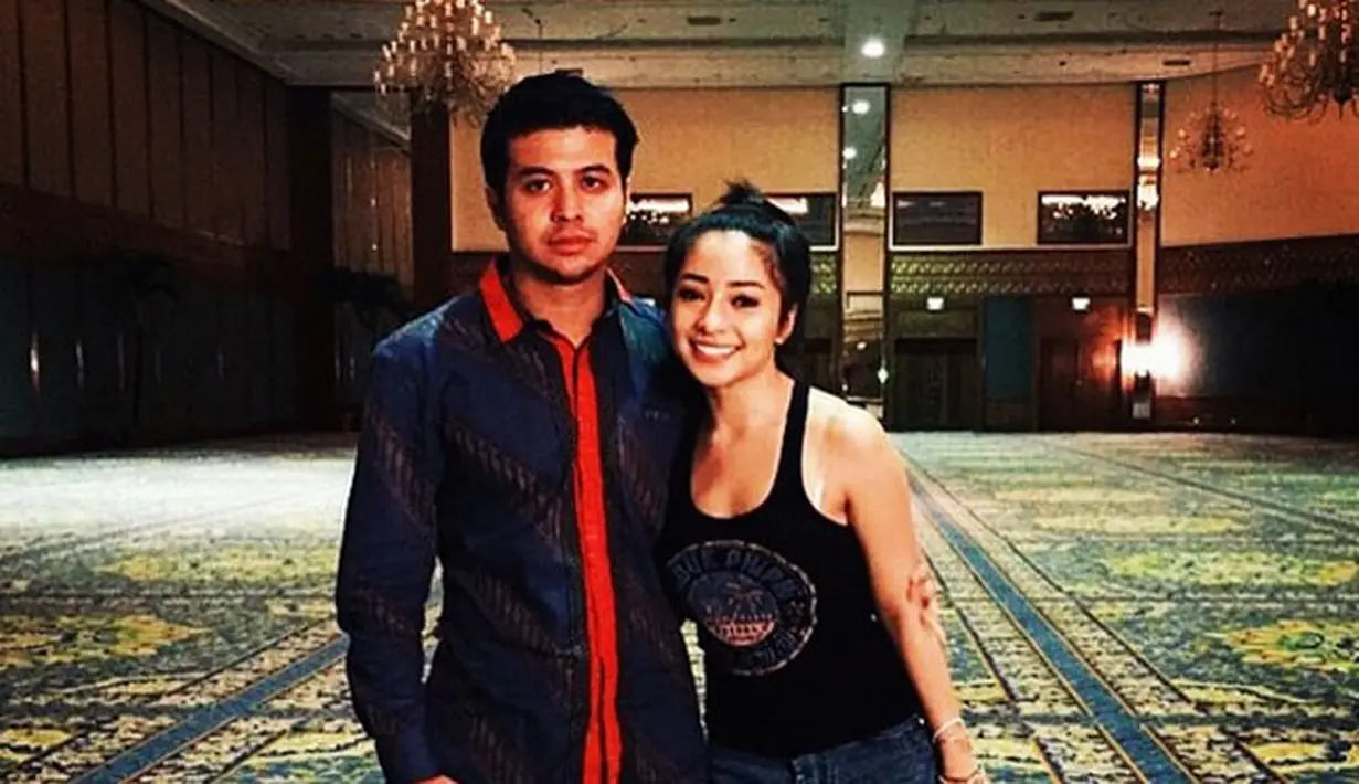 Foto kemesraan Nikita Willy dan Duran Valentino yang tersebar di media sosial. (via Instagram/atyka06)