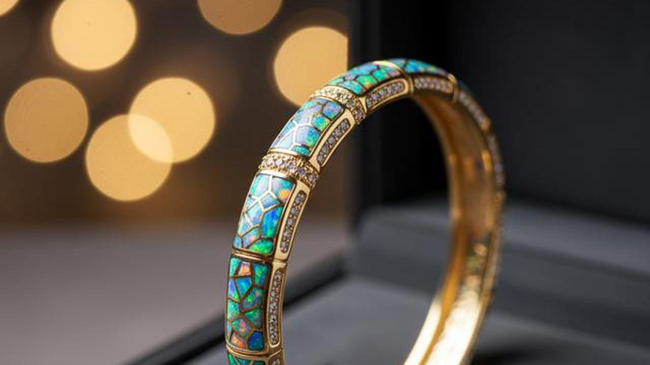 10 Model Gelang Emas Bambu Kombinasi Batu Alam, Perpaduan Etnik Modern Elegan