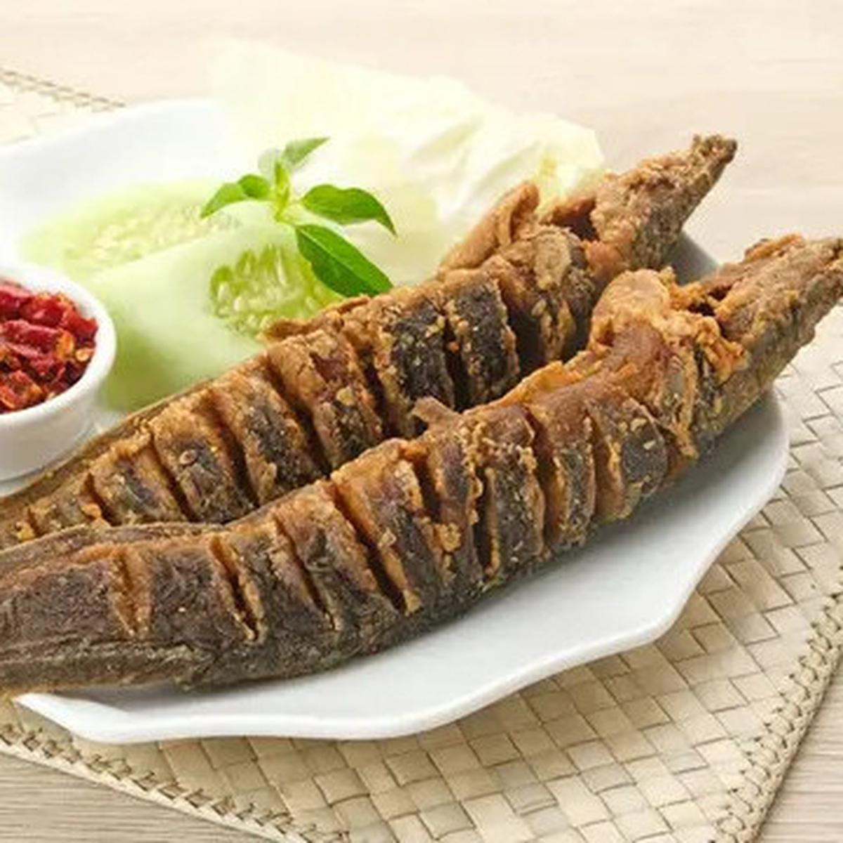 Cara Jitu Menggoreng Ikan Lele agar Lurus dan Tidak Lengket di Wajan
