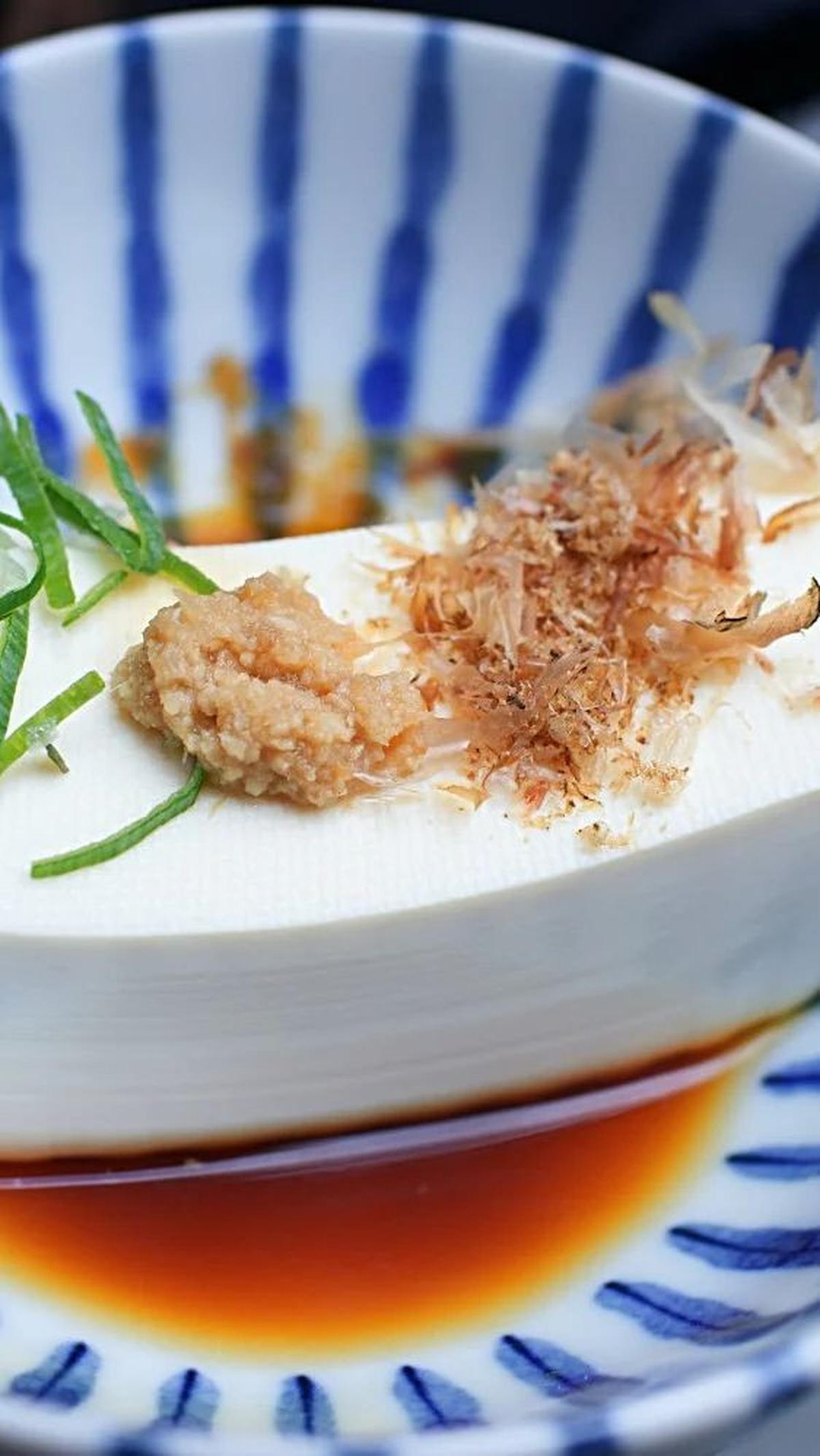 7. Tahu Okinawa: Sumber Protein dan Lemak Sehat