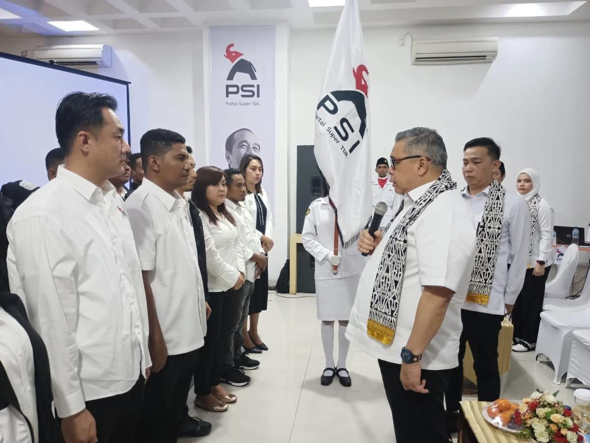 Ketua Harian DPP PSI, Ahmad Ali saat membuka Rakorwil PSI Maluku di Ambon