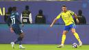 Cristiano Ronaldo dan Al Nassr memulai tahun baru dengan langkah positif. Bermain di markas sendiri, Al-Awwal Park, Al Nassr akhirnya menang 3-1. Dua gol lain dari tim tuan rumah datang lewat brace Sadio Mane. (AFP/Fayez Nureldine)