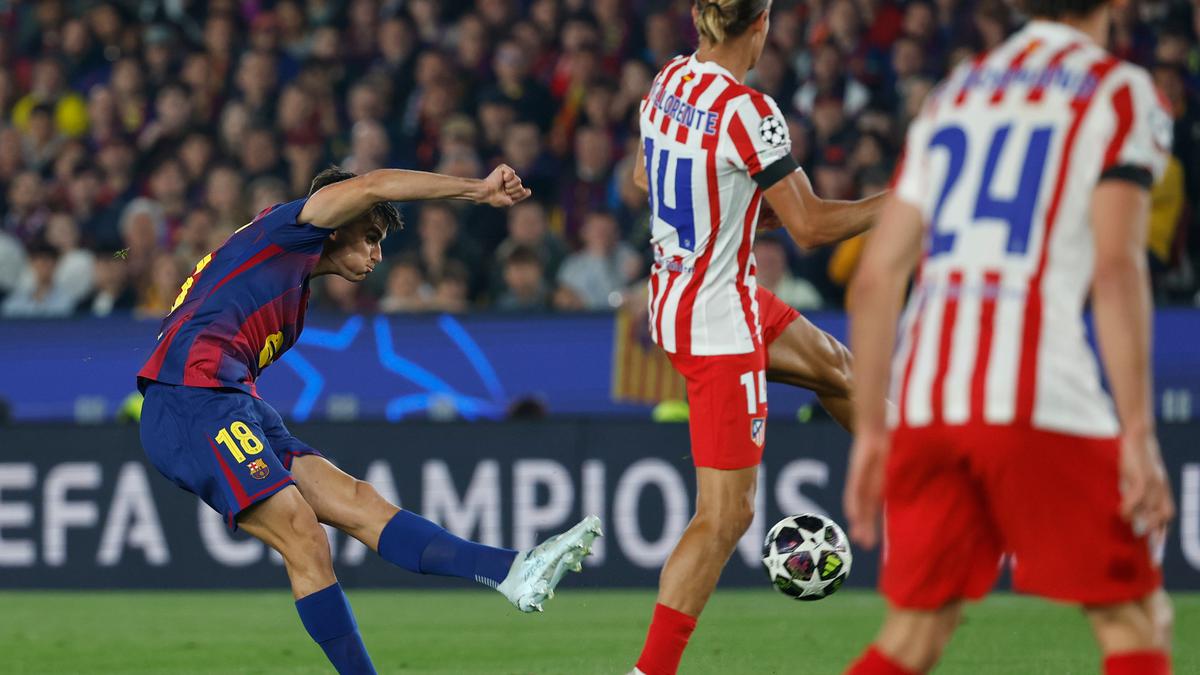 Gerard Martin Kritik VAR Usai Barcelona Kalah dari Atletico Madrid