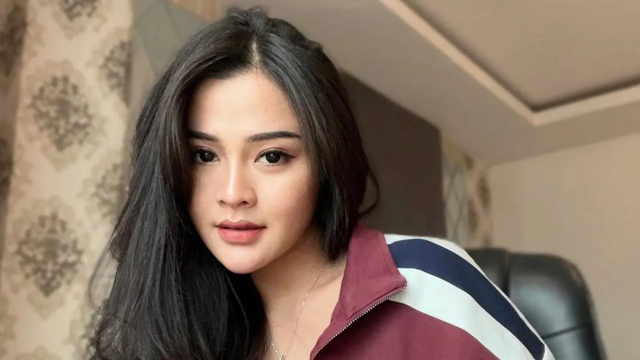 Bella Bonita (https://www.instagram.com/p/CvKRHu4S7vl/?img_index=1)