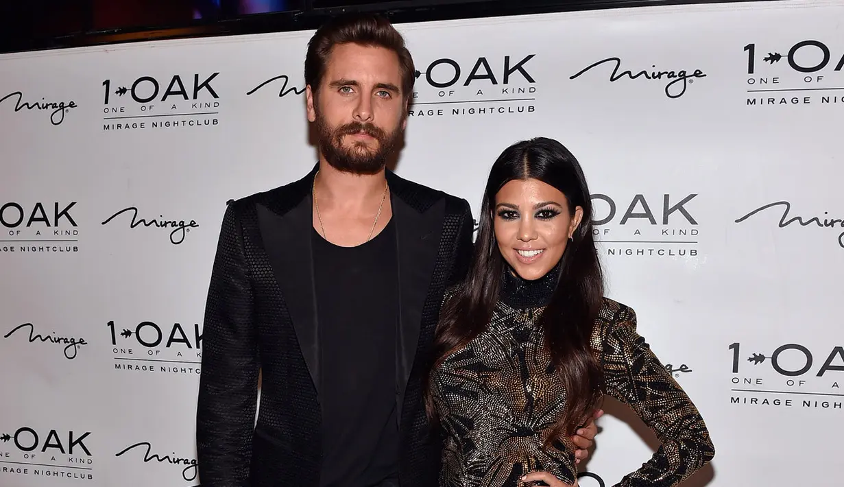 "Scott ingin Kourtney bahagia. Apapun akan dilakukan demi kebaikan anak mereka saat Kourtney dan Scott baik-baik saja," jelas sumber. (In Touch Weekly)