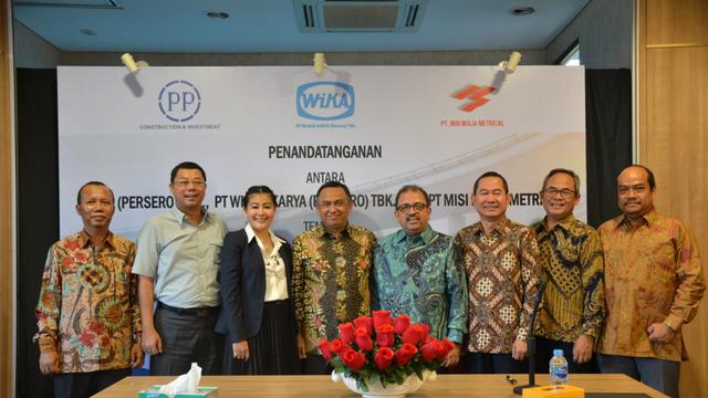 Penandatanganan akta pendirian Tol Semarang Demak