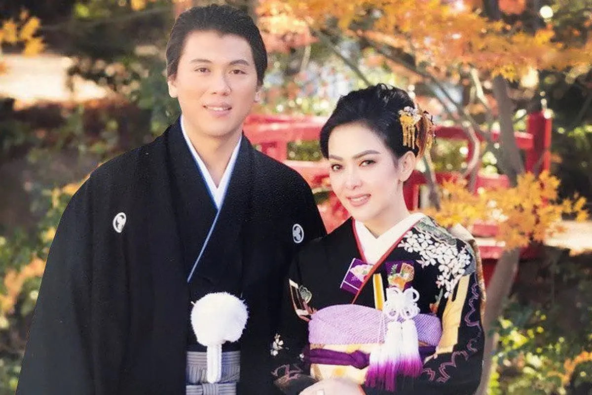 Syahrini dan Reino Barack