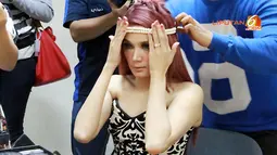 Persiapan Tampil Mulan Jameela 