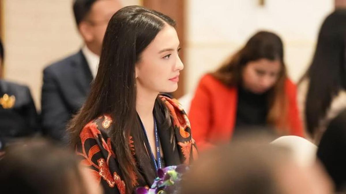 Cantik dan Karismatik, 6 Potret Raline Shah Kunjungan Kerja ke India Sebagai Staf Khusus Kementerian Komdigi