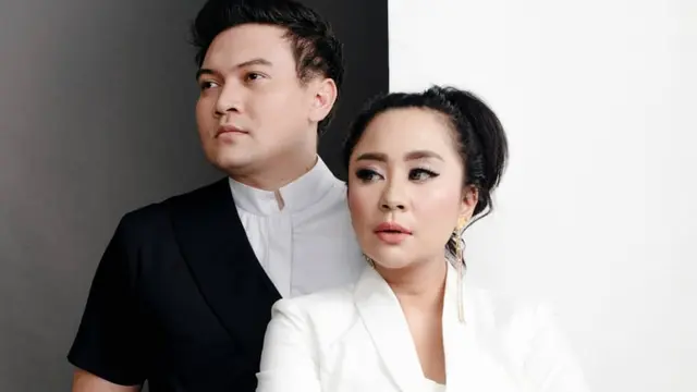 [Bintang] Chikita Meidy dan Indra Aditya