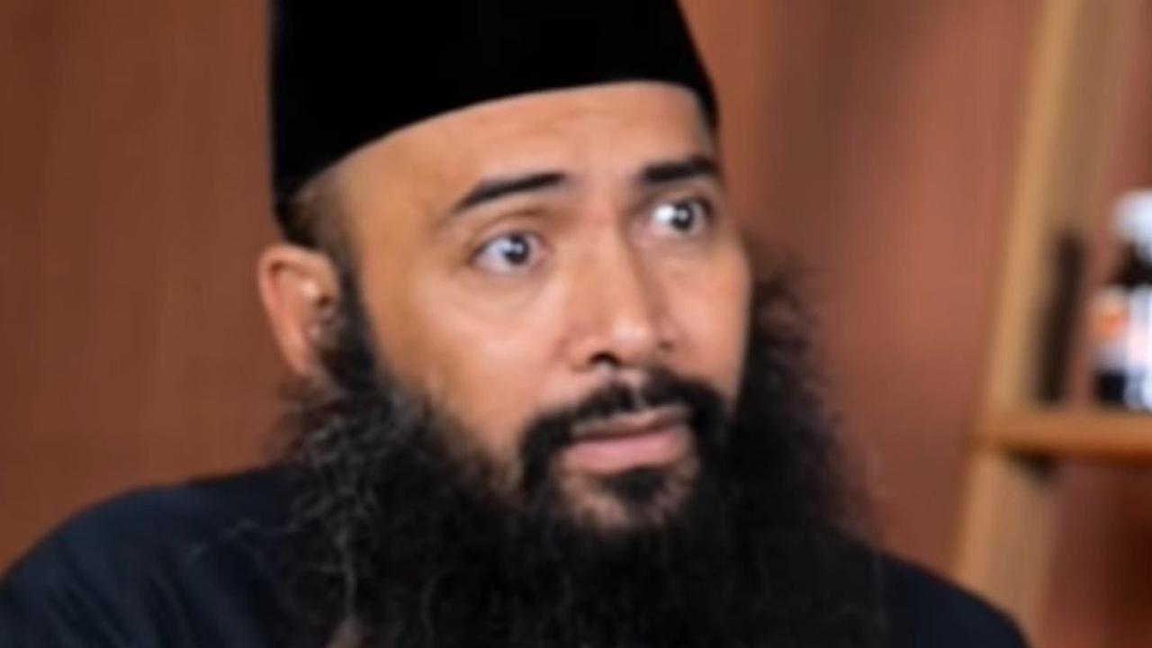 Dia mengakui, jemaah yang datang pada saat itu masih cukup banyak.