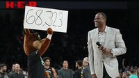 Rekor Penonton Terbanyak di NBA Pecah pada Laga Spurs vs Warriors (AP)