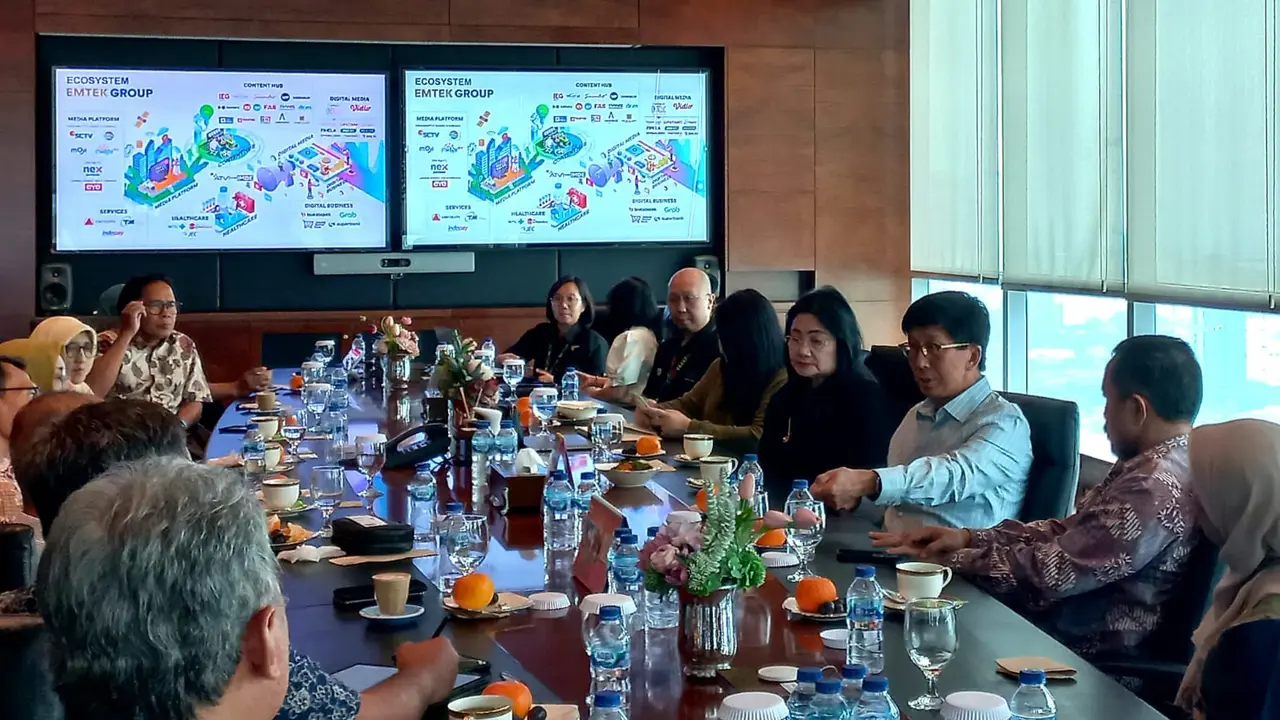 Yayasan Pendidikan Telkom dan Rektorat Telkom University mengunjungi SCTV Tower dalam rangka kerja sama dengan yayasan Indosiar pada Rabu 8 Mei 2024.
