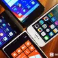 Ada empat jenis sistem operasi smartphone yang saat ini beredar di pasar, yaitu Android, iOS, BlackBerry, dan Windows Phone.