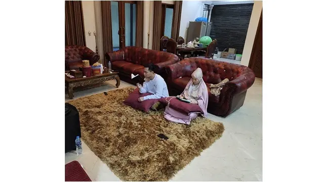 5 Momen Seleb Ngaji Bareng Pasangan, Tuai Pujian