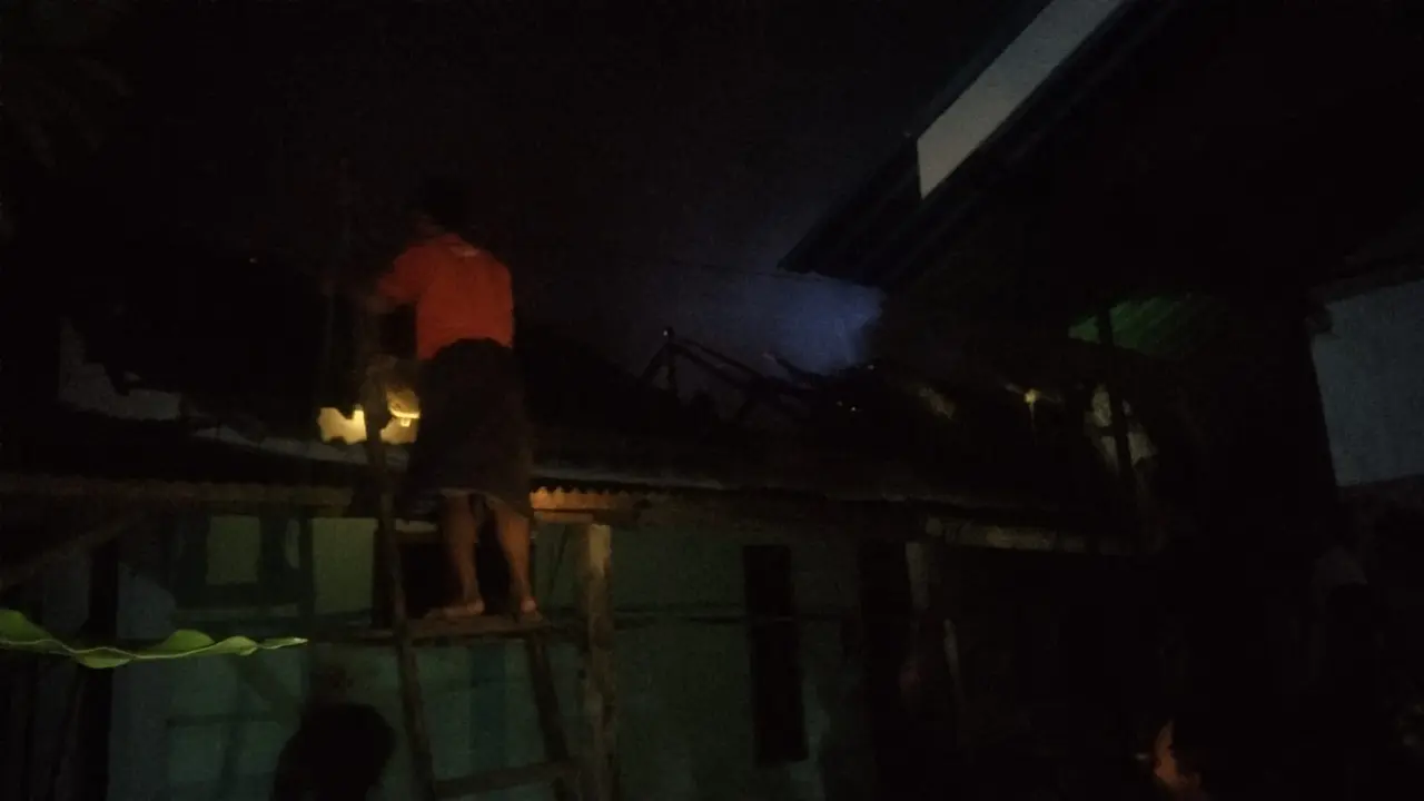 Kebakaran rumah terjadi di Desa Siliragung Banyuwangi  Hanguskan perabotan rumah (Istimewa)