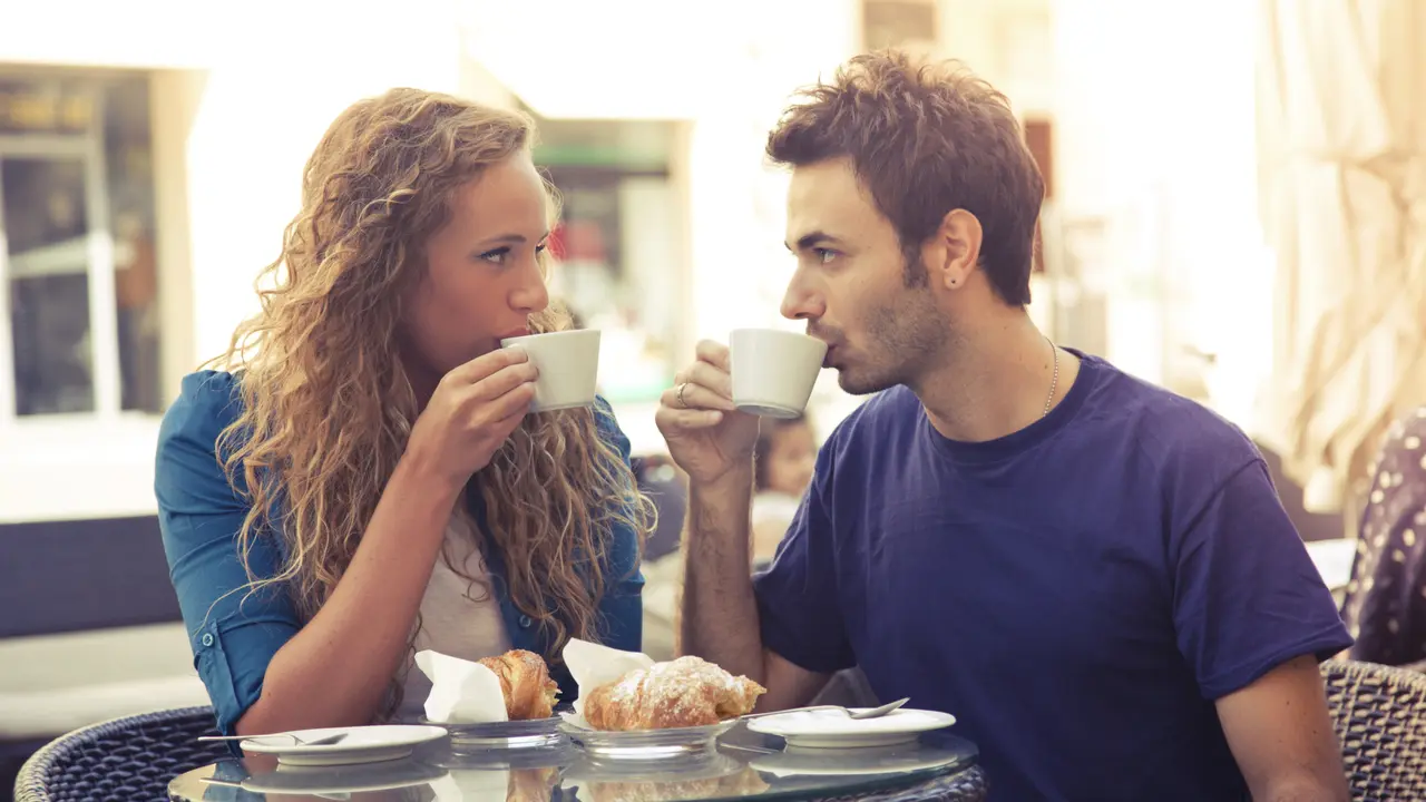 [Bintang] Meniru Sikap Romantis Nabi Muhammad SAW