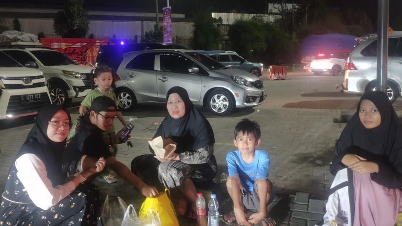 Mengukir Cerita Mudik: Pengalaman Tak Terlupakan Pemudik di Rest Area KM 57 Tol Cikampek