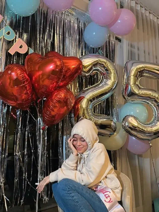 Lesti Kejora ultah ke-25 (Instagram/lestikejora)