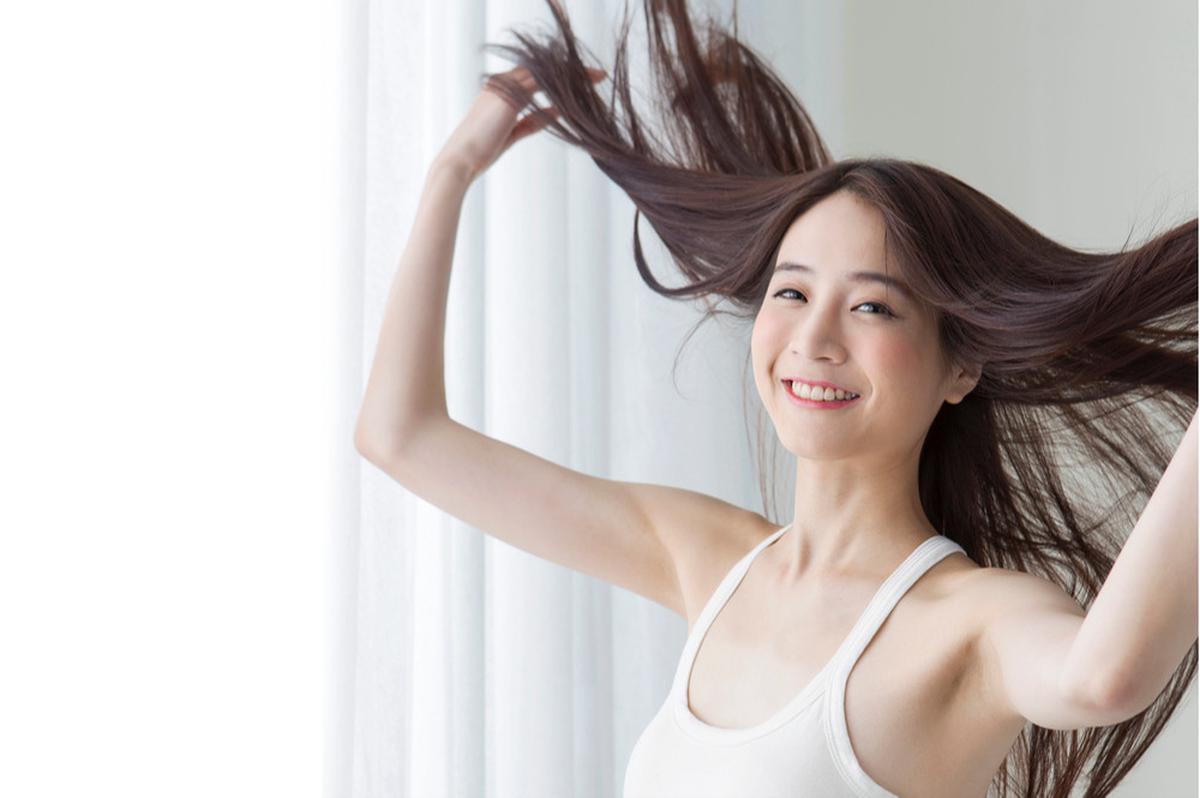 Cara Rambut Mengembang Jadi Lurus dan Mudah Diatur, Bye Rambut Megar Seperti Singa!