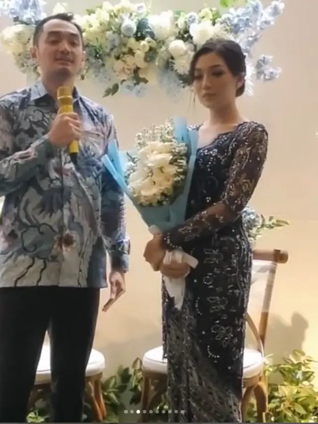 6 Potret Lamaran Cyndyana Lorens Adik Kriss Hatta yang Baru Jadi Mualaf