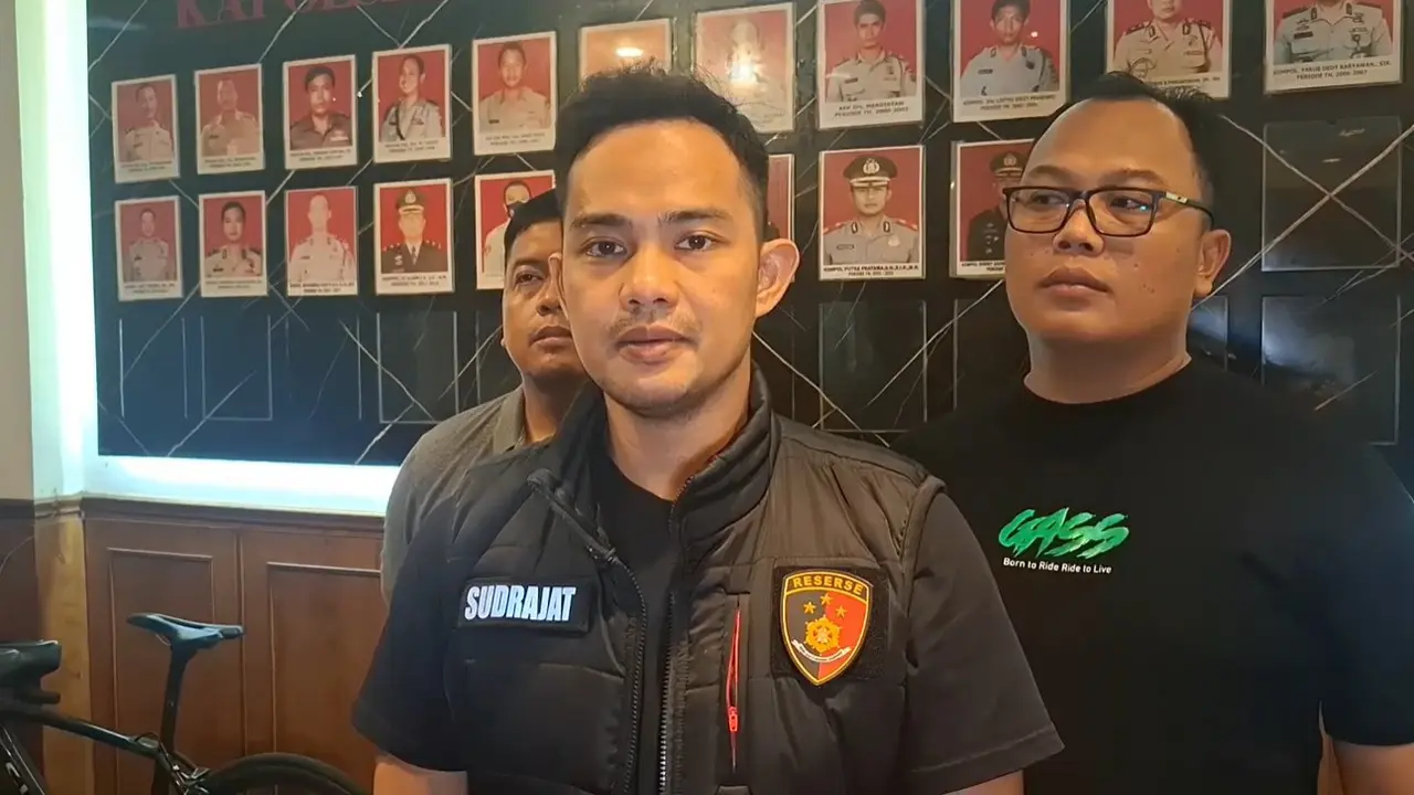 Kanit Reskrim Polsek Tambora Polres Metro Jakarta Barat AKP Sudrajat Djumantara
