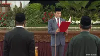 Presiden Jokowi melantik Irjen Boy Rafli Amar sebagai Kepala Badan Nasional Penanggulangan Terorisme (BNPT). (Liputan6.com/ Lizsa Egeham)