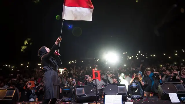 [Bintang] Tantri Kotak