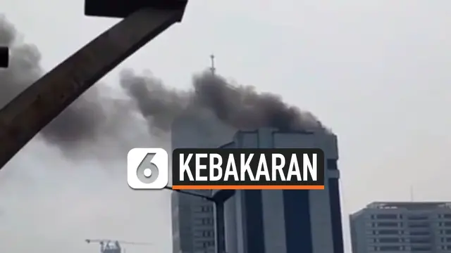 VIDEO: Atap Gedung Graha Mustika Ratu Terbakar