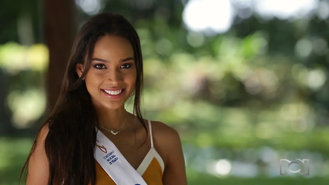 Andrea Tovar