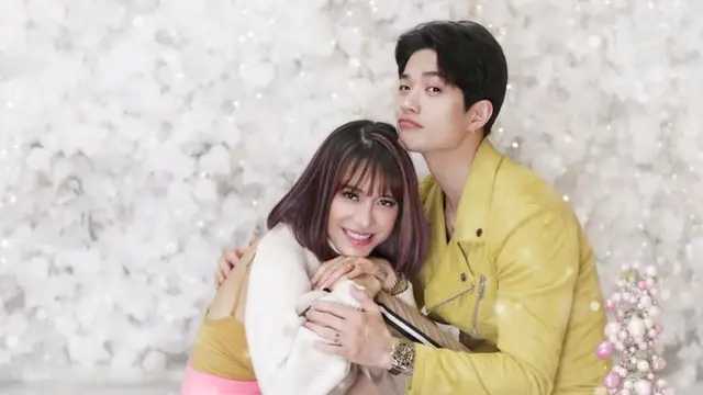 Lee Jeong Hoon dan Moa Aeim