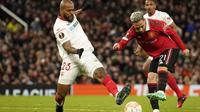 Winger Manchester United, Antony, gagal membawa timnya meraih kemenangan kontra Sevilla pada laga leg pertama perempat final Liga Europa di Old Trafford, Jumat (14/4/2023) dini hari WIB. Dalam duel itu, MU harus puas meraih hasil imbang 2-2. (AP Photo/Dave Thompson)