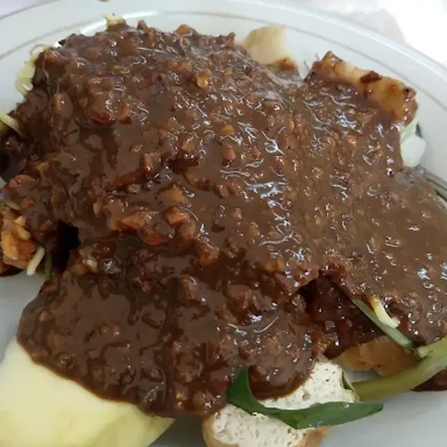 Rujak Cingur Bu Kris