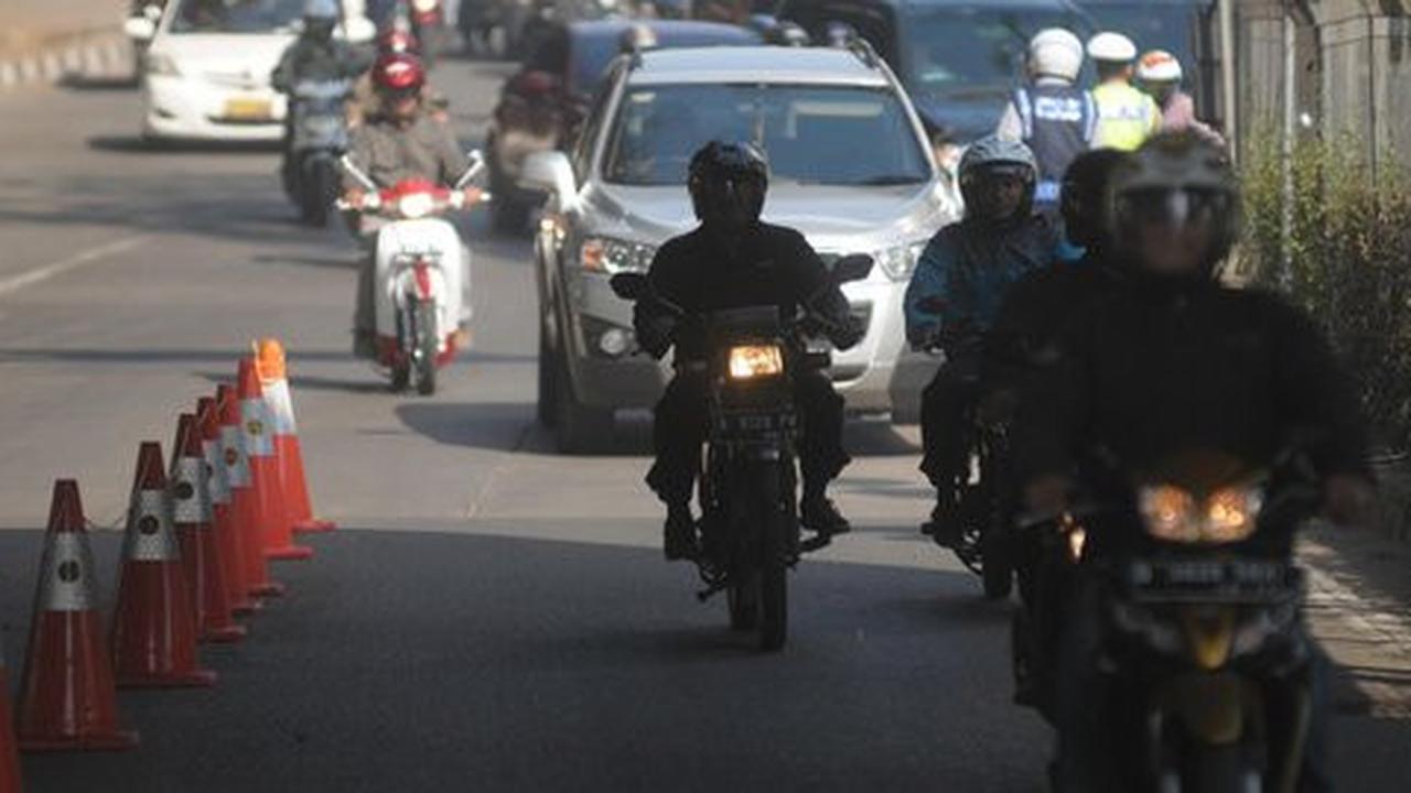Ini alasan polisi wajibkan pemotor nyalakan lampu saat siang hari