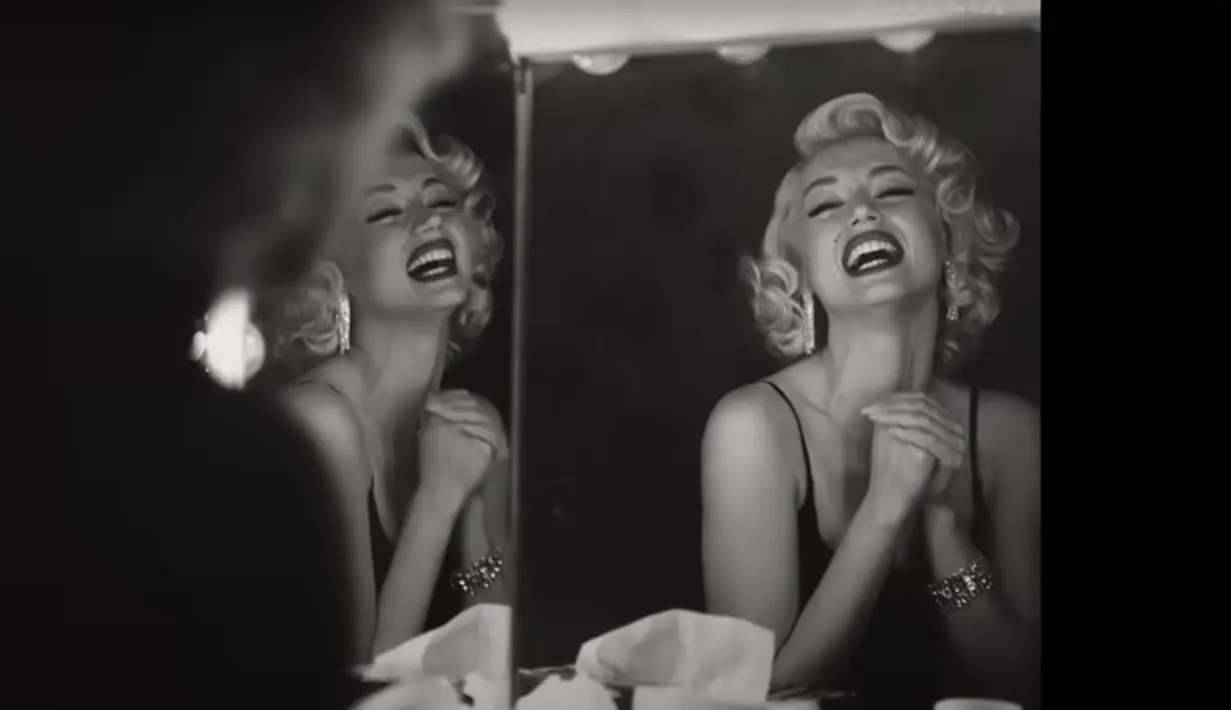 Ana de Armas sebagai Marilyn Monroe di teaser film Blonde. (Netflix)