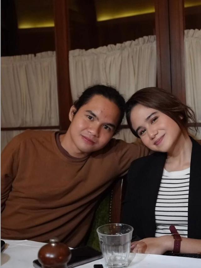 6 Adu Gaya Couple di Perayaan Ulang Tahun Al Ghazali, El Rumi-Syifa Hadju hingga Dul Jaelani-Tissa Biani Tampil Kompak