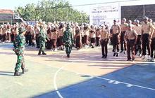 Puluhan Anggota TNI Turun Langsung ke SMA di Sukabumi untuk Didik Kedisiplinan