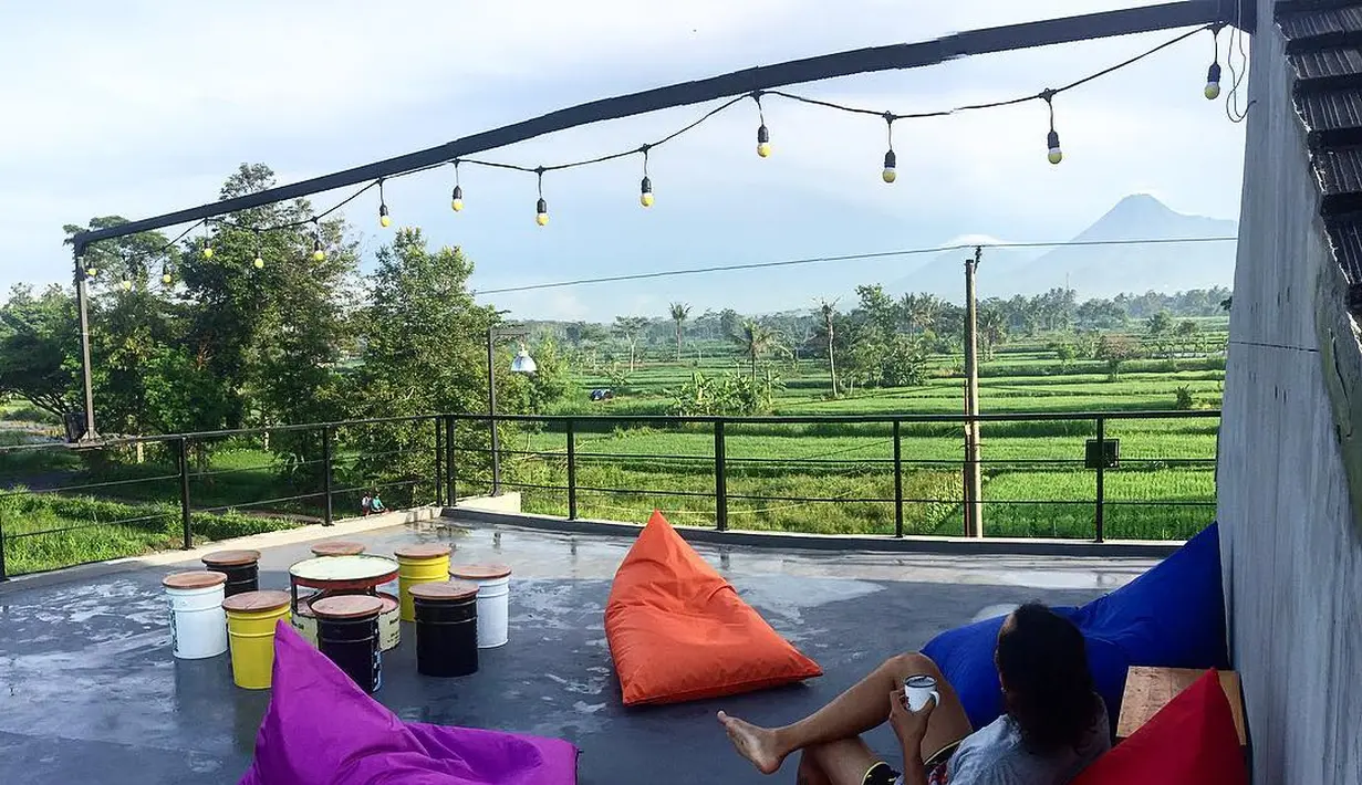 Rumah Cella Kotak (Instagram/cellanadalam)