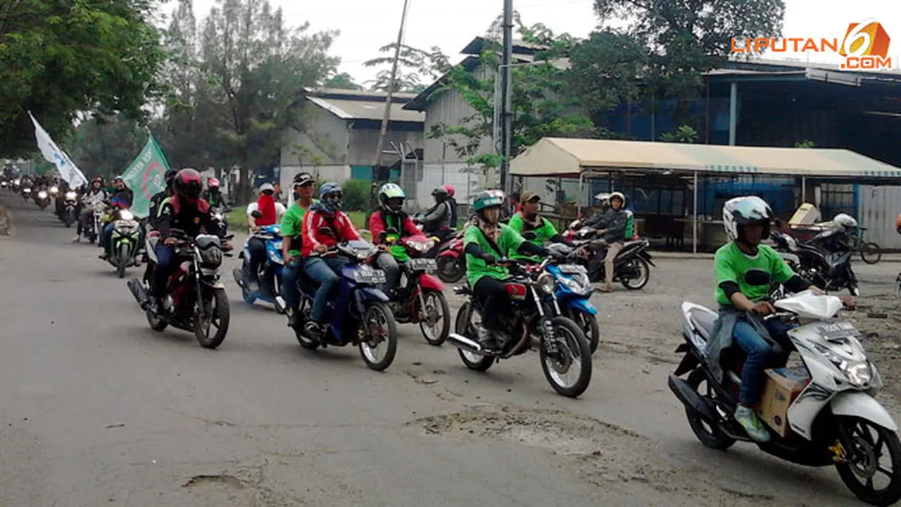 buruh-duduki-131031b.jpg