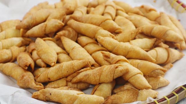 Resep Molen Renyah Tahan Lama dengan Campuran Tepung Beras