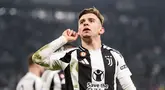 Pemain Juventus, Francisco Coneicao merayakan gol kemenangan timnya atas Inter Milan dalam laga lanjutan Liga Italia 2024/2025 di Juventus Stadium, Turin, Italia, Senin (17/02/2025) WIB. (AP Photo/LaPresse/Fabio Ferrari)
