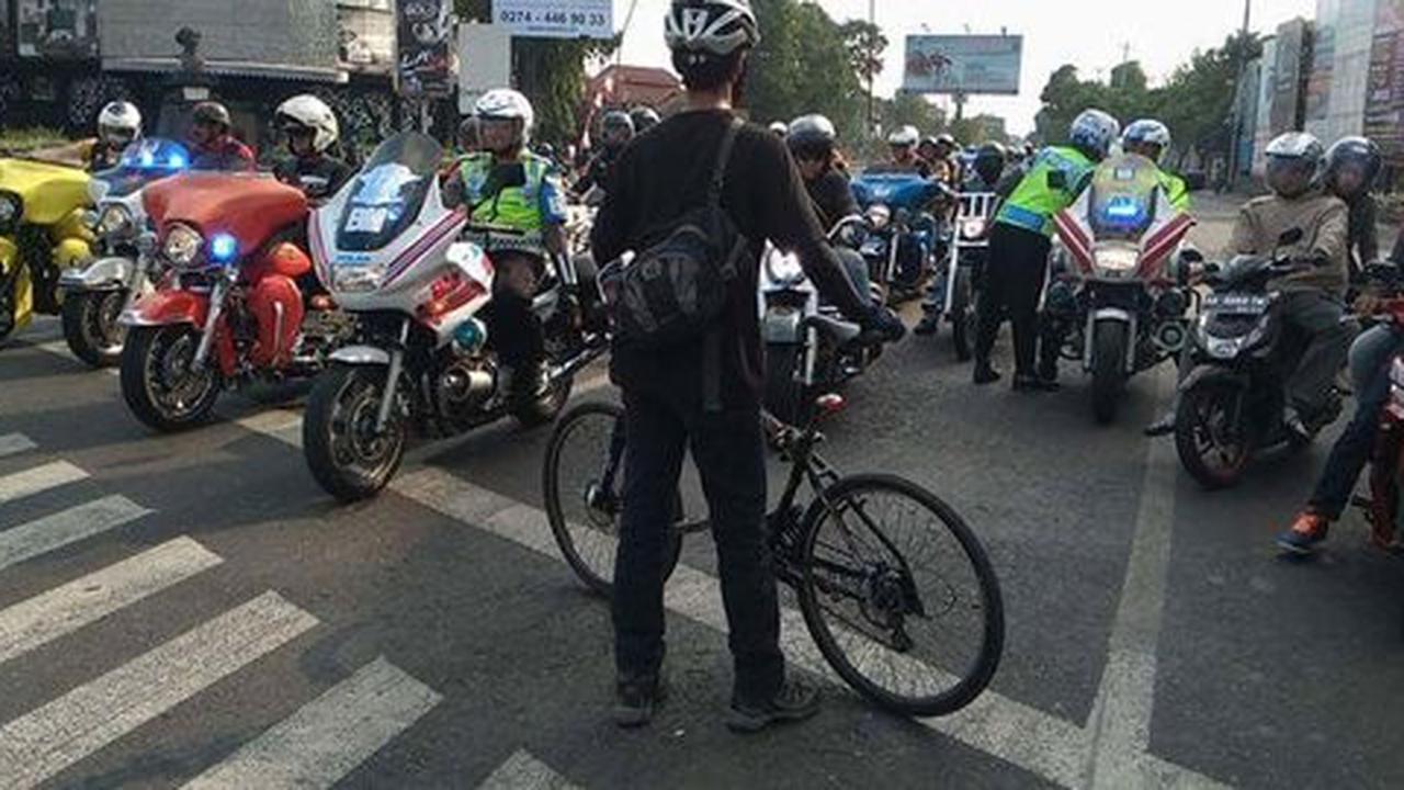 Moge senggol mobil langsung kabur, ini kata Ikatan Motor Indonesia
